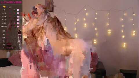 alice_lady2022 @ stripchat on 20231031