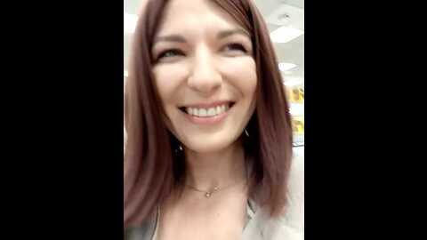 brilliant_queen1 @ stripchat on 20231031