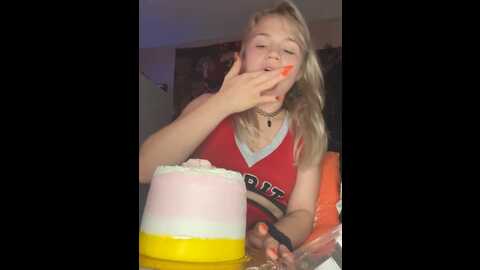 cutiepietease02 @ stripchat on 20231031