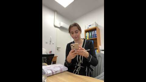 hii_lolla @ stripchat on 20231031