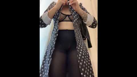 holy_tereza @ stripchat on 20231031