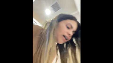 melanny10 @ stripchat on 20231031