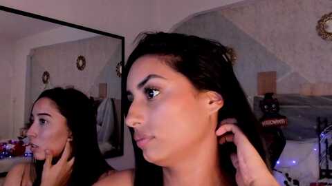 penelope_castle @ stripchat on 20231031