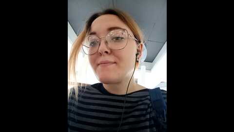 shine_diamond @ stripchat on 20231031