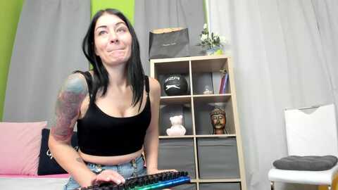 viktoriawild @ stripchat on 20231031