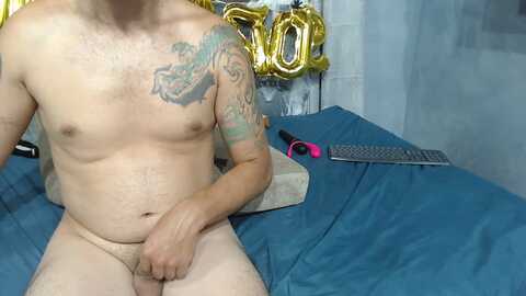 couple_gold69 @ stripchat on 20231101