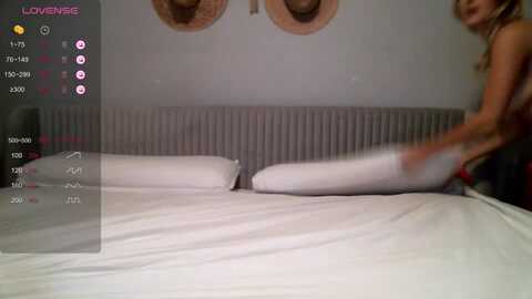 cumoncandy69 @ stripchat on 20231101