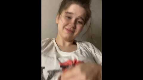 hornygirlh @ stripchat on 20231101