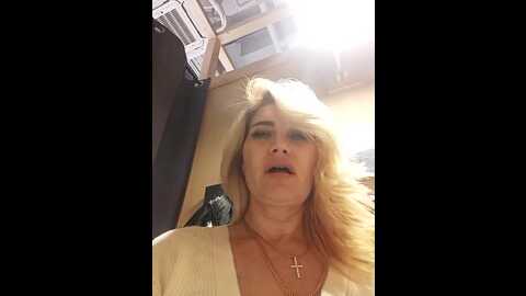 jennyomay @ stripchat on 20231101