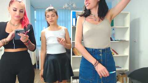 madonnaaaa @ stripchat on 20231101