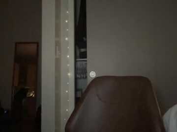 nickkoss22 @ stripchat on 20231101