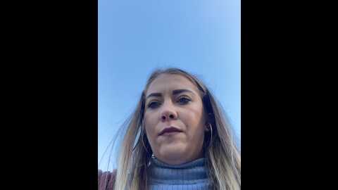 risky_girl23 @ stripchat on 20231101