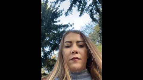 risky_girl23 @ stripchat on 20231101