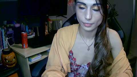 sarahqueen001 @ stripchat on 20231101