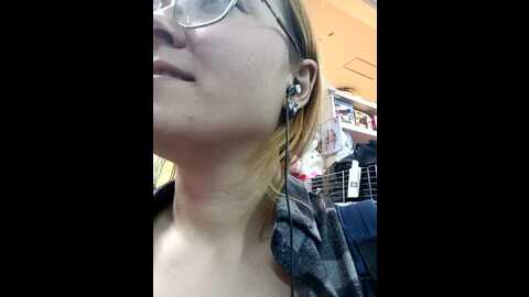 shine_diamond @ stripchat on 20231101
