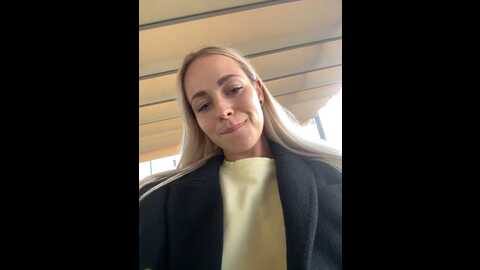 streetdoll @ stripchat on 20231101