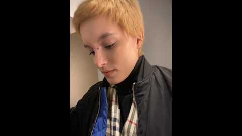 eva_corn @ stripchat on 20231102