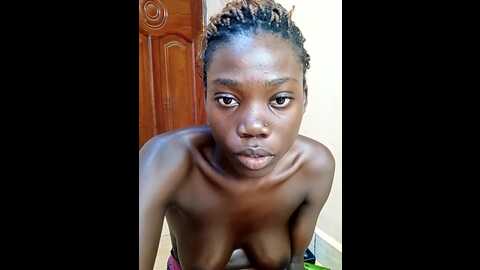 holygrail001 @ stripchat on 20231102