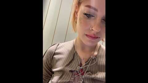 melissa_crazy @ stripchat on 20231102