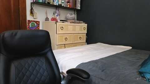 miacanela_xo @ stripchat on 20231102