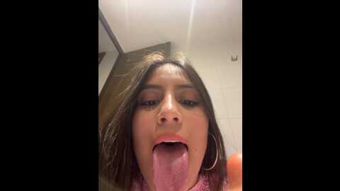 miss_madie @ stripchat on 20231102