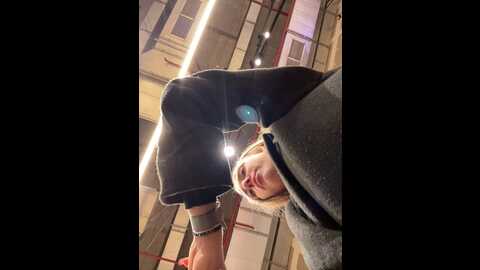 pinkstar_ @ stripchat on 20231102