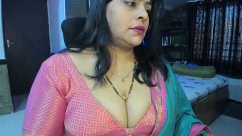 tarivishu23 @ stripchat on 20231102