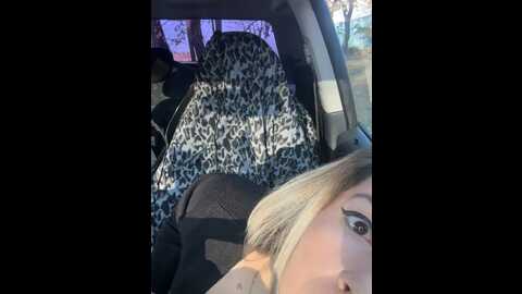 cezara__ @ stripchat on 20231103