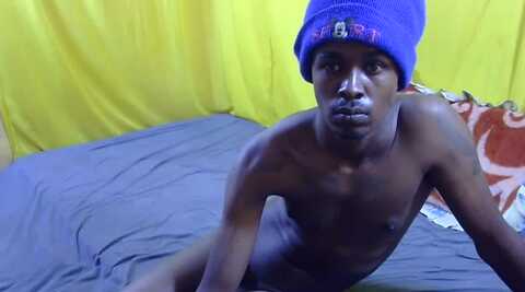joy_dequin @ stripchat on 20231103