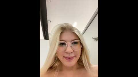 newlale @ stripchat on 20231103
