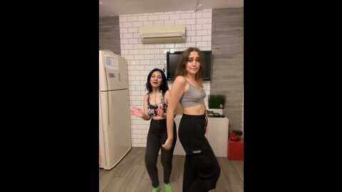 rollinggirls @ stripchat on 20231103