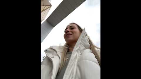 streetdoll @ stripchat on 20231103