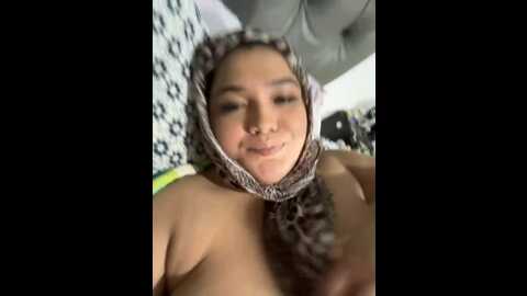 sweetmuslim01 @ stripchat on 20231103