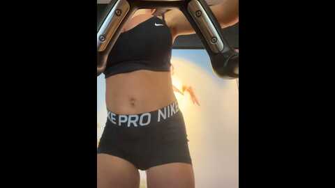 f3ckdolllucy @ stripchat on 20231104