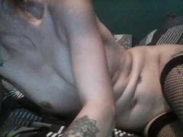 juliadusud @ stripchat on 20231104