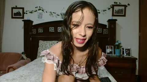little_sweet_teens @ stripchat on 20231104