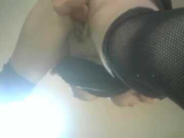 martamilf2 @ stripchat on 20231104
