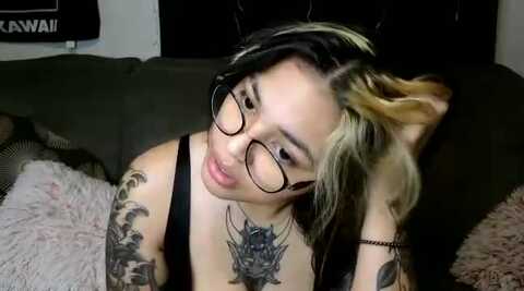 miacanela_xo @ stripchat on 20231104