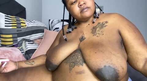 misslola27 @ stripchat on 20231104