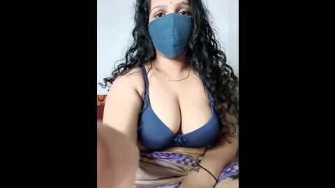 rising_smiler @ stripchat on 20231104