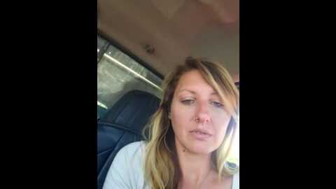 sheissomething @ stripchat on 20231104