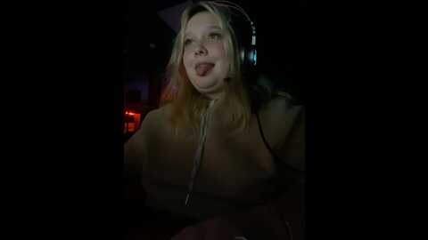 sofiaadams @ stripchat on 20231104