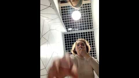 violetrisky @ stripchat on 20231104