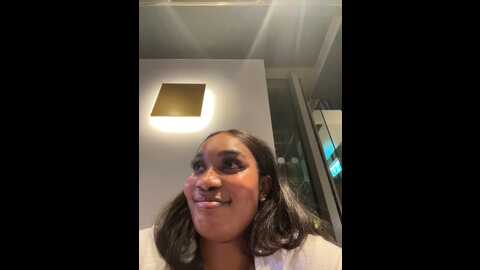 __nessa__ @ stripchat on 20231105