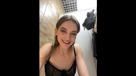 _angelari_ @ stripchat on 20231105