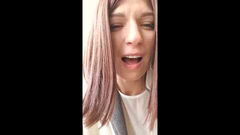 brilliant_queen1 @ stripchat on 20231105