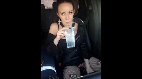 evilyn @ stripchat on 20231105