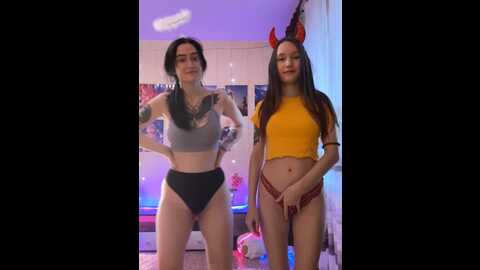 heart_ass @ stripchat on 20231105