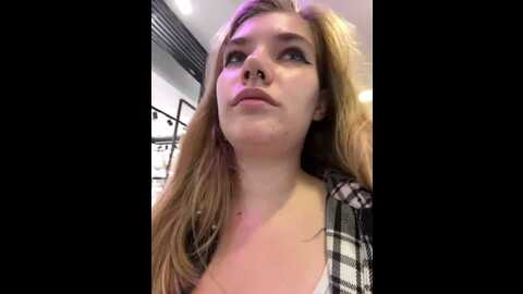 holy_tereza @ stripchat on 20231105