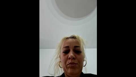 ruxy42ett @ stripchat on 20231105